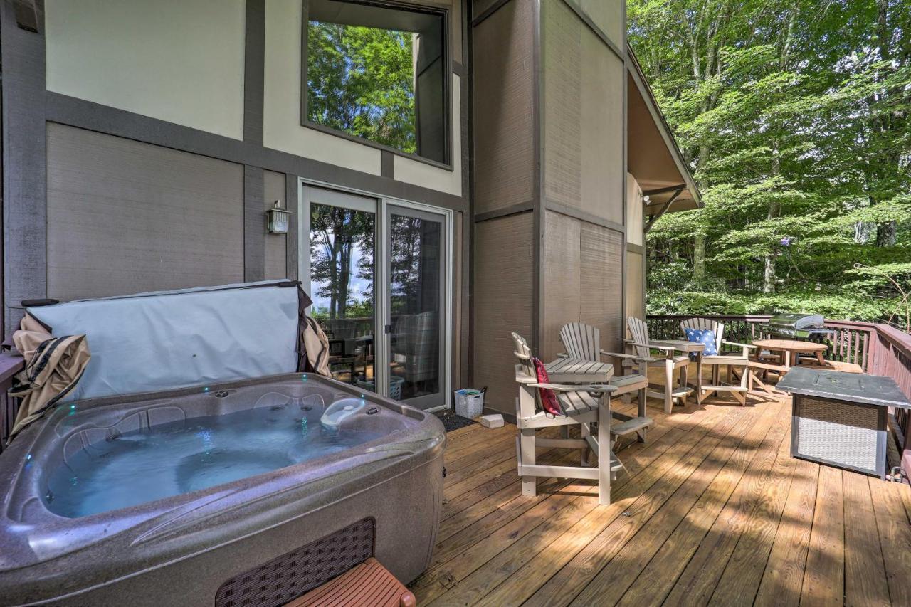 Beech Mountain Cabin Retreat With Hot Tub And Views! Luaran gambar