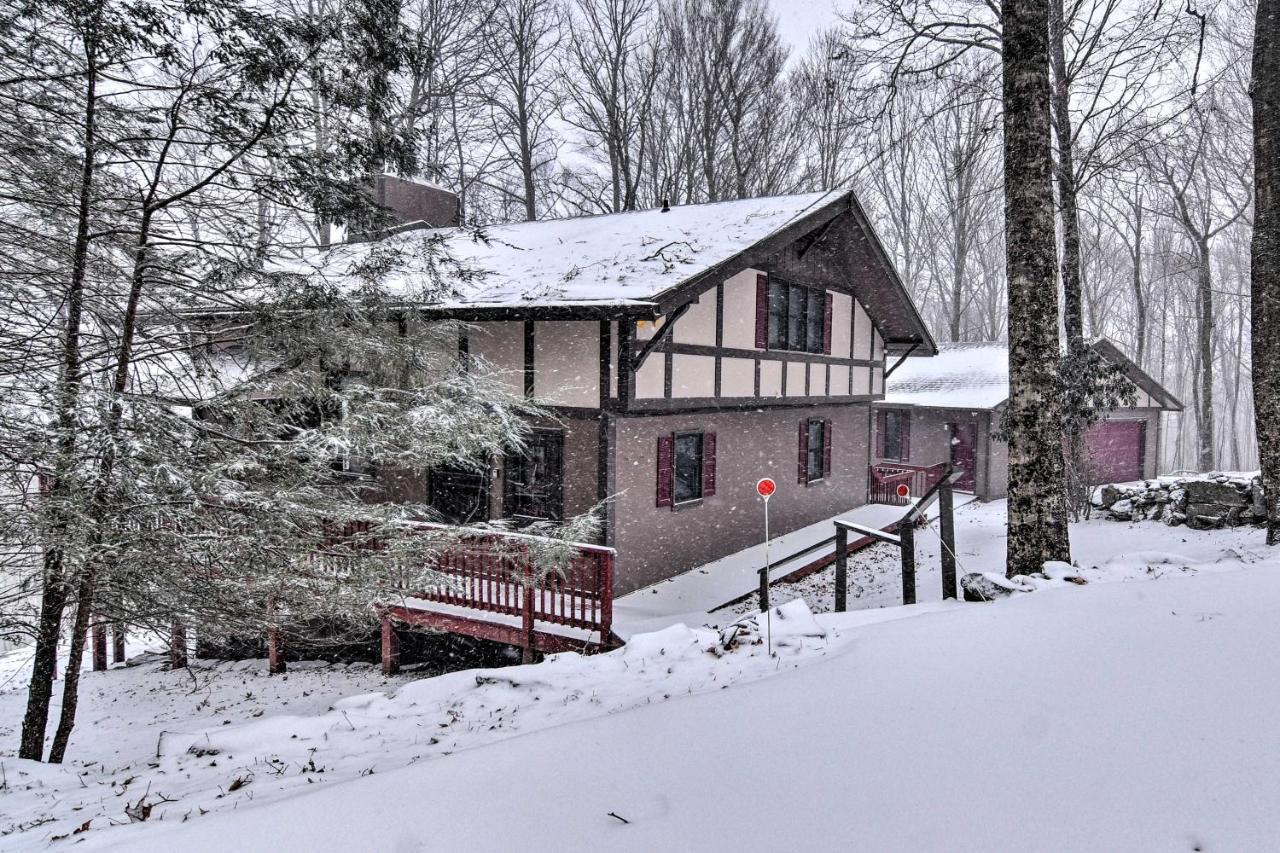 Beech Mountain Cabin Retreat With Hot Tub And Views! Luaran gambar